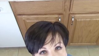 Single Neighbor Needs a Favor - pov milf virtual sex and huge faux cumblast